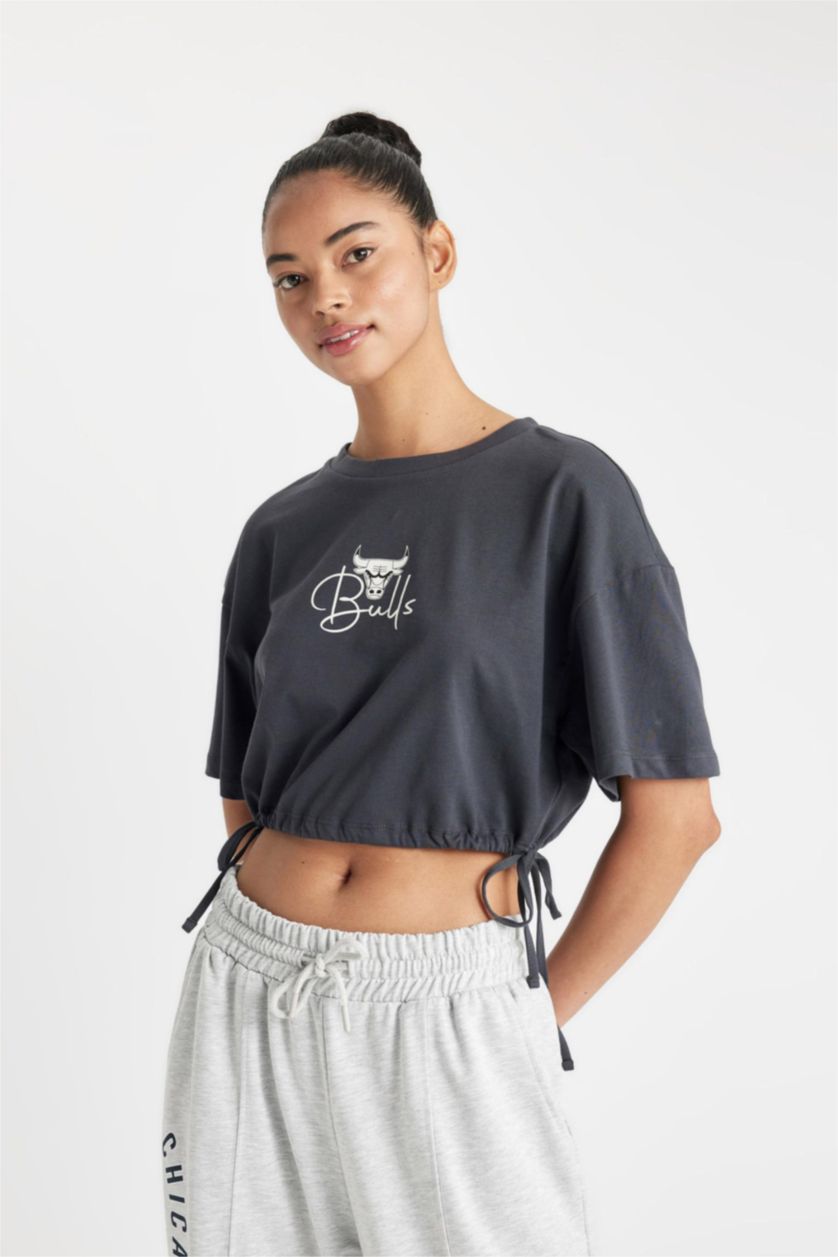 Kadın Antrasit NBA Chıcago Bulls Bisiklet Yaka Kısa Kollu Tişört