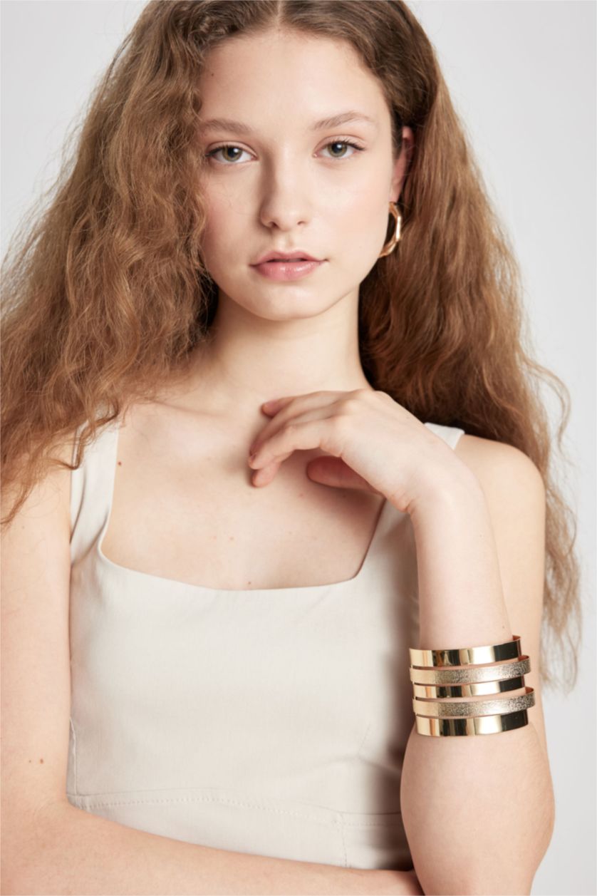 WOMAN GOLD أسورة