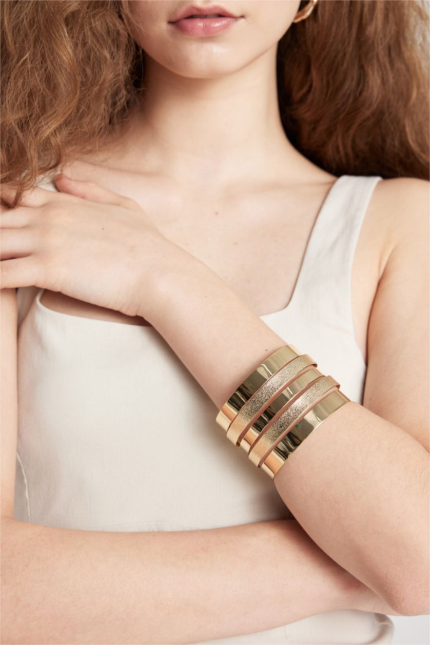 WOMAN GOLD أسورة