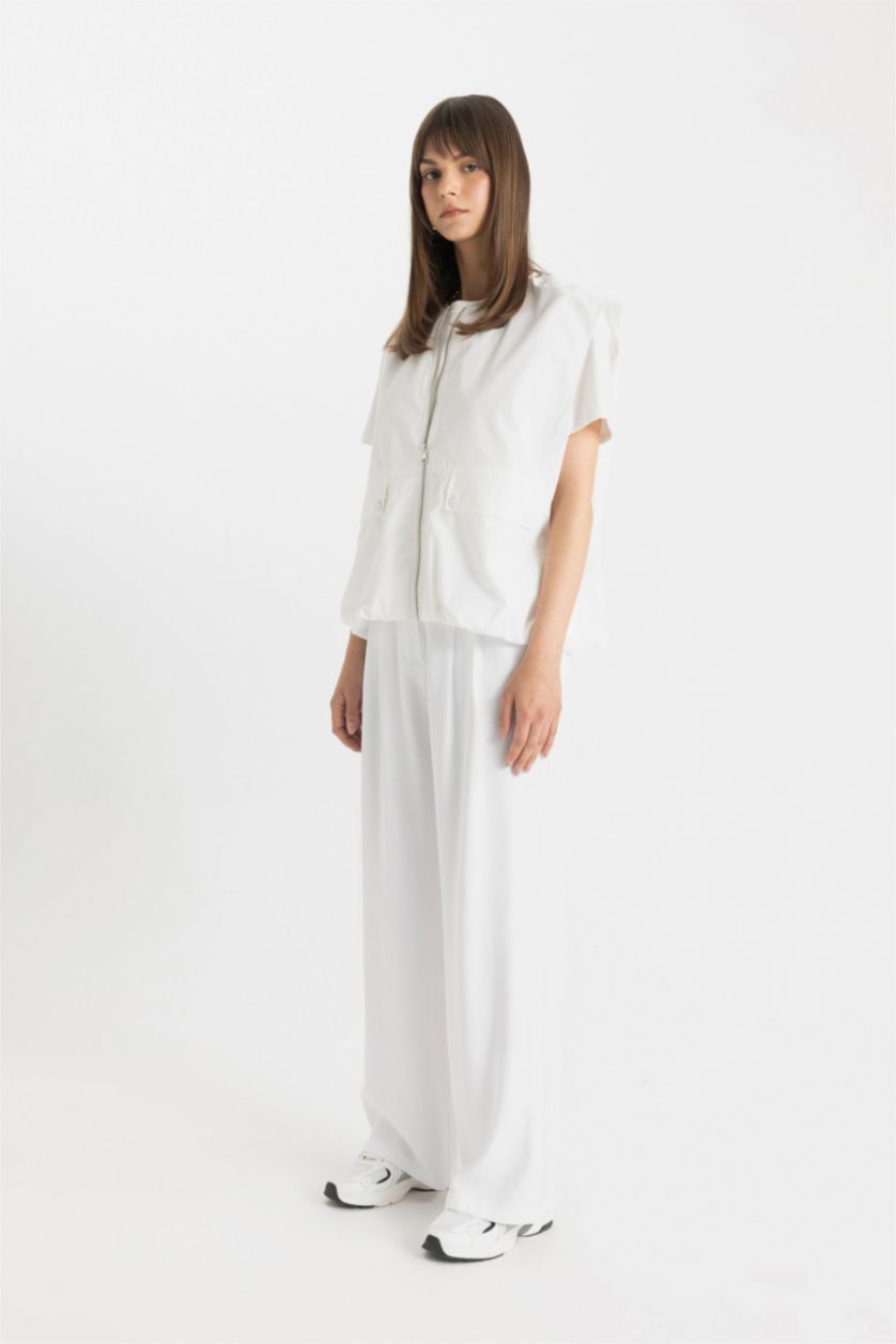 FEMME Blanc Wide Leg Trousers