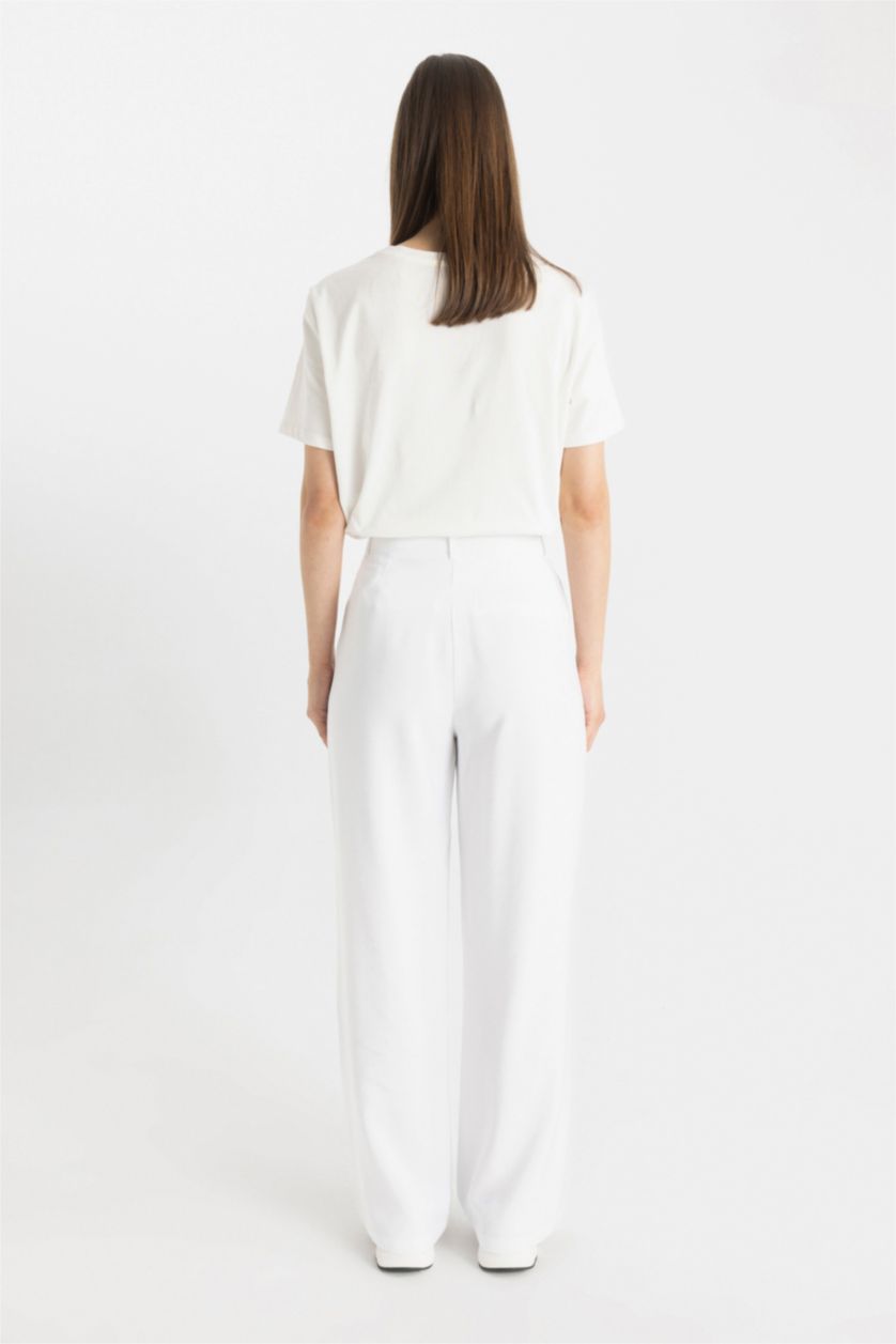 FEMME Blanc Wide Leg Trousers