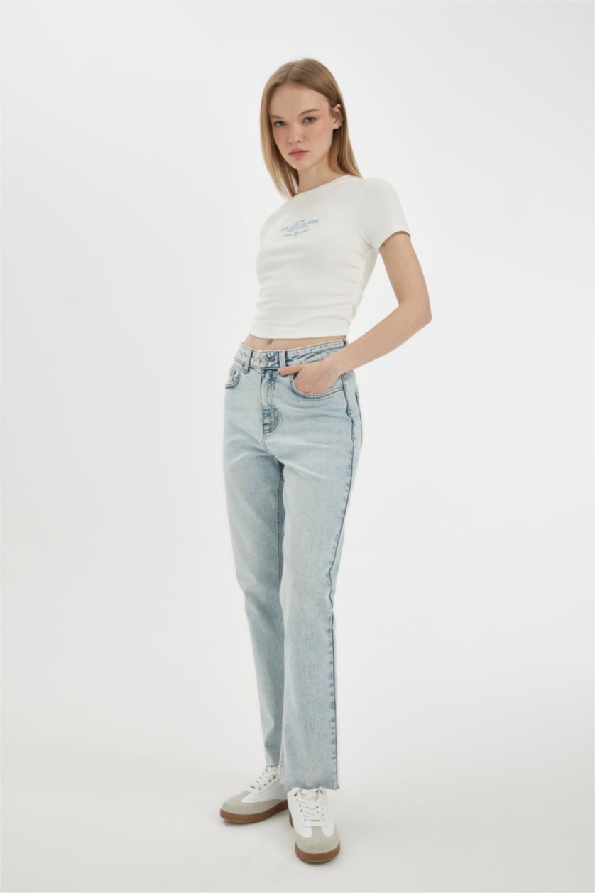 WOMAN Light Blue Mary Vintage Straight Fit High Waist Ankle Length Washed Jeans
