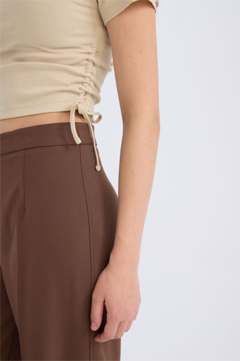 نساء بني بنطرون قصة مستقيمة