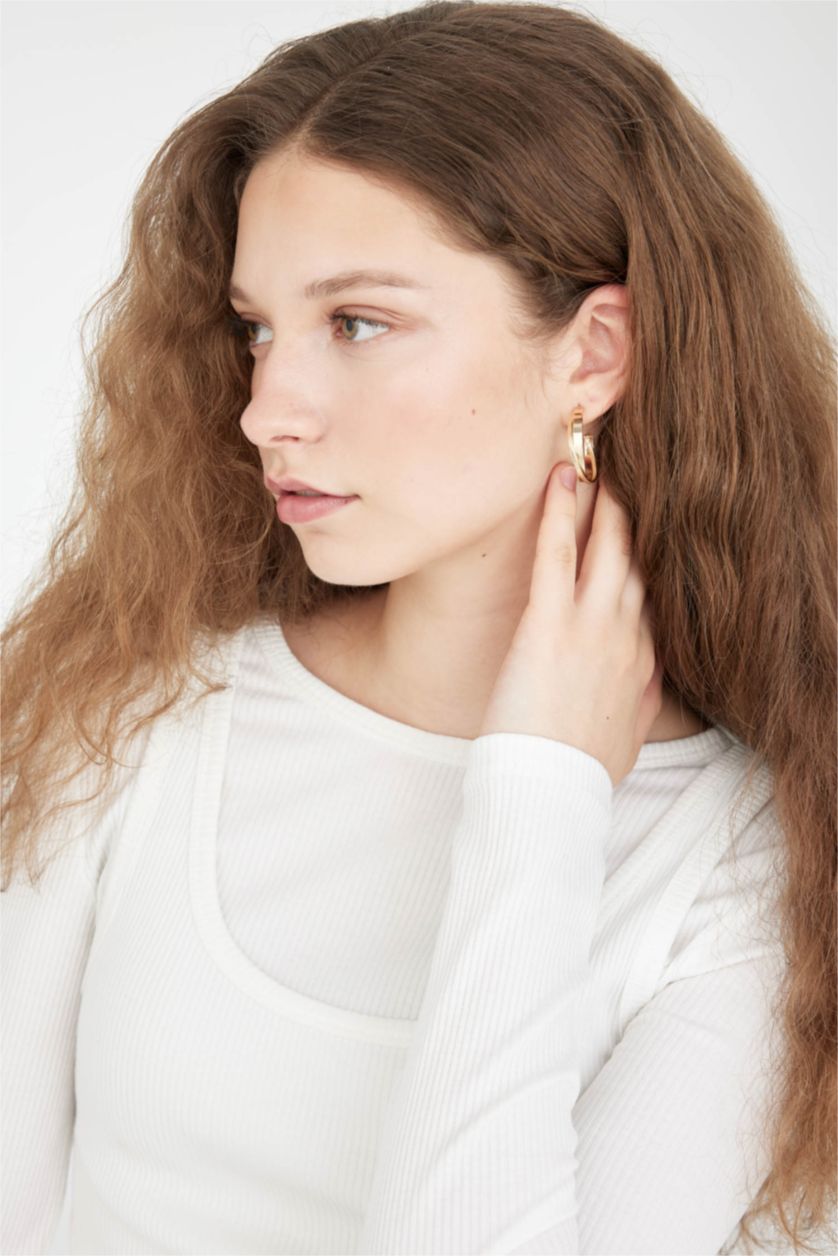 WOMAN GOLD Woman 3 Piece Hoop Gold Earrings