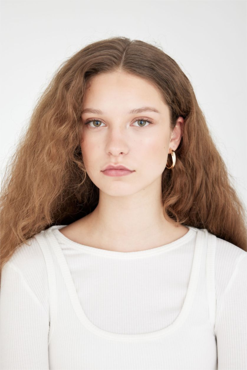 WOMAN GOLD Woman 3 Piece Hoop Gold Earrings