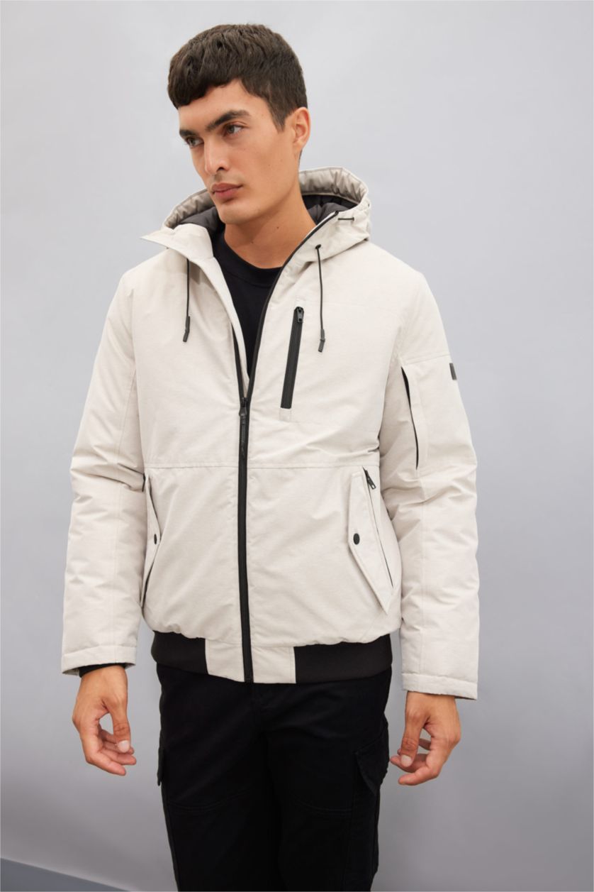 Men Beige Zipper Puffer Jacket