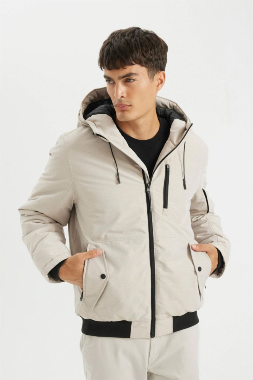 Men Beige Zipper Puffer Jacket