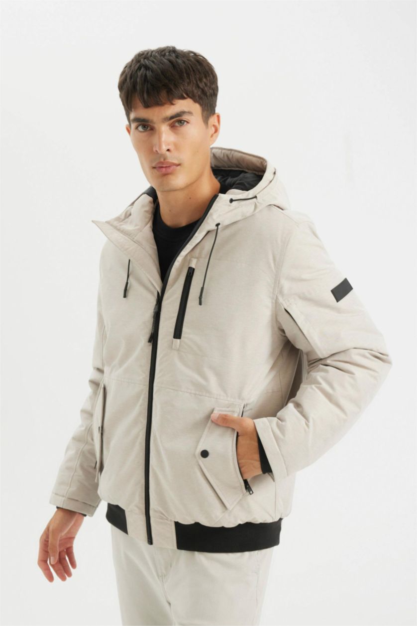 Men Beige Zipper Puffer Jacket