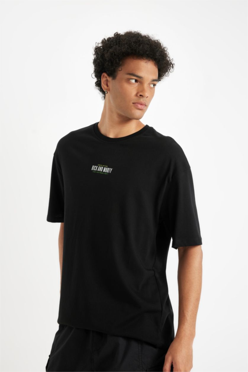 MAN Black Rick and Morty Boxy Fit Cotton Back Printed T-Shirt