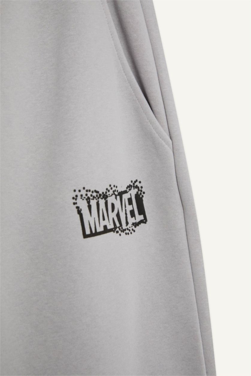 Ерлер Ашық сұр Marvel Logo Only қалыпты пішім Шалбар