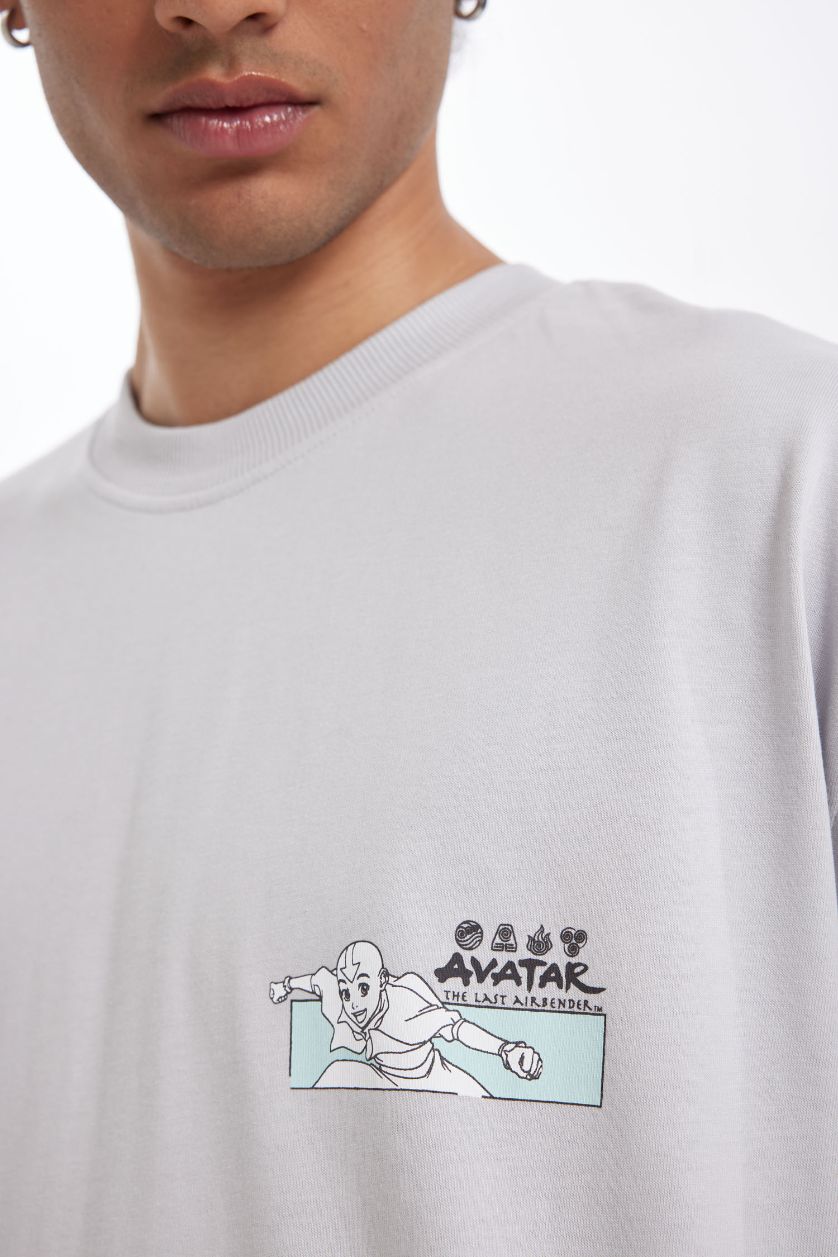 Erkek Açık Gri %100 Pamuk Avatar the Last Airbender Gri Oversize Geniş Kalıp Bisiklet Yaka Sırt Baskılı Kısa Kollu Tişört