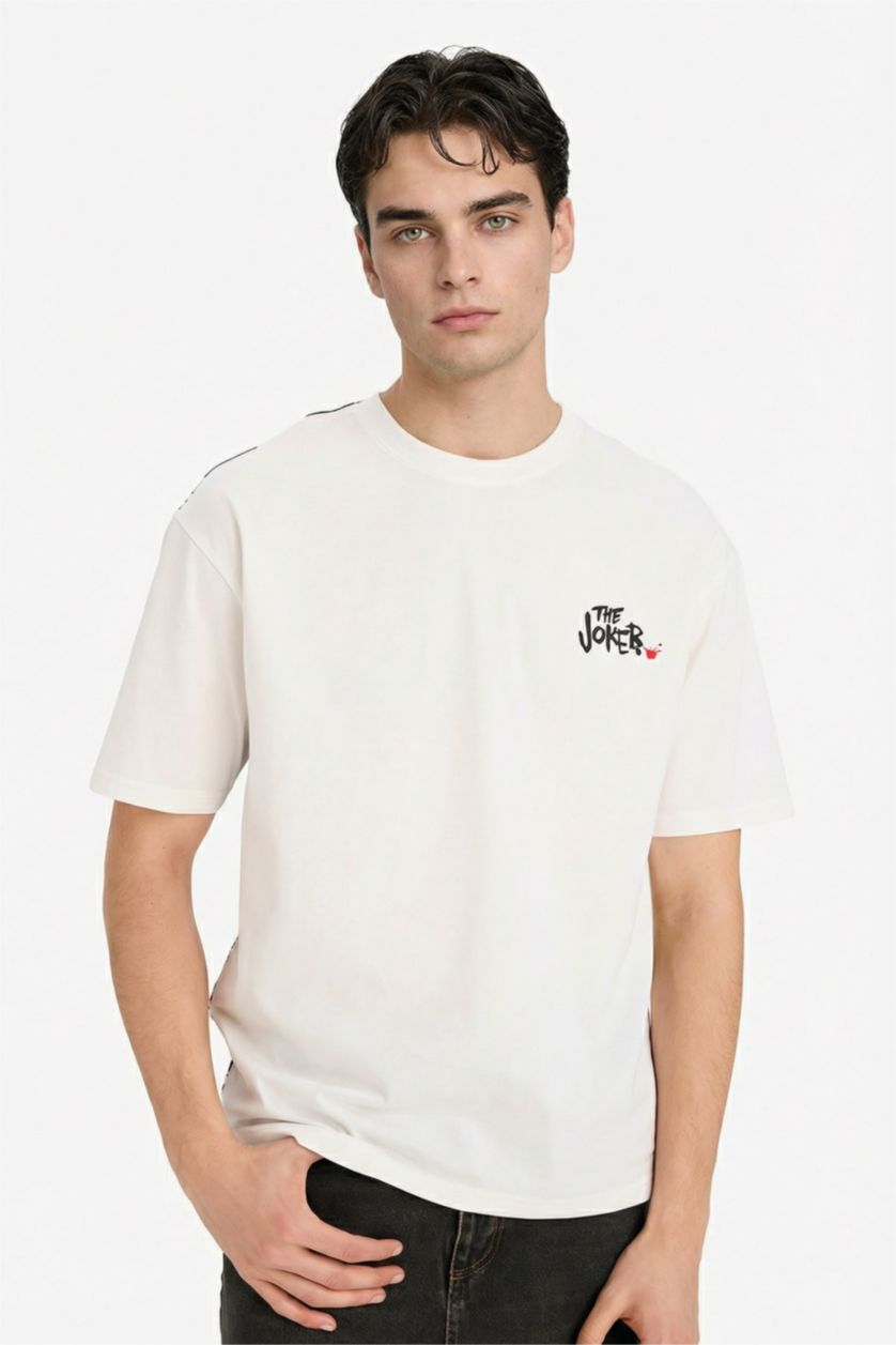 Мужчины Бежевый Футболка Justice League Boxy Fit с круглым вырезом принтом и коротким рукавом