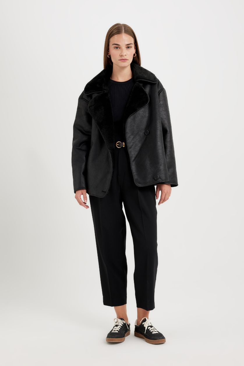 Kadın Siyah Relax Fit Süet Mont Kruvaze Yaka Düğmeli Mevsimlik Pelüş Astarlı 