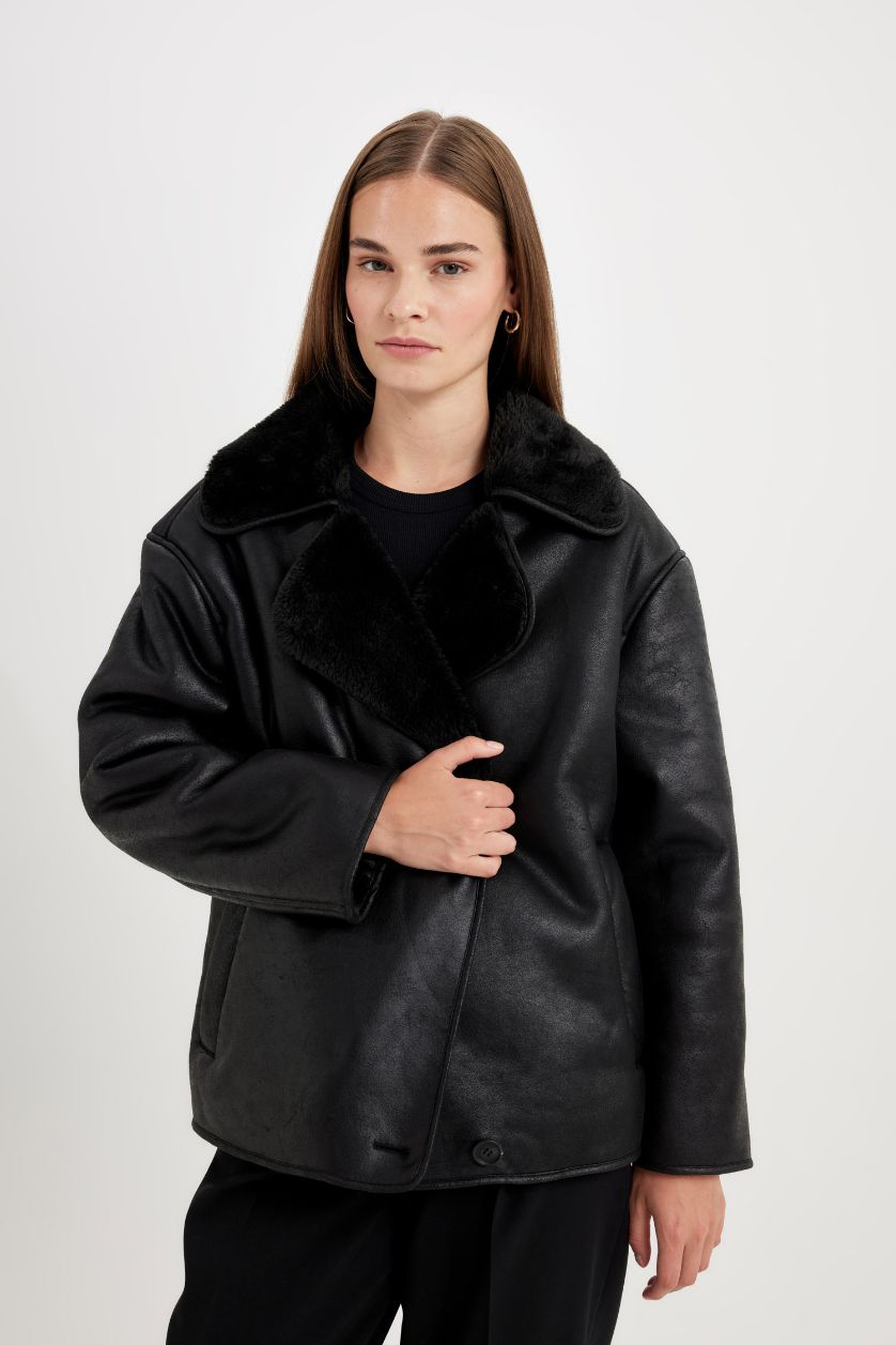 Kadın Siyah Relax Fit Süet Mont Kruvaze Yaka Düğmeli Mevsimlik Pelüş Astarlı 