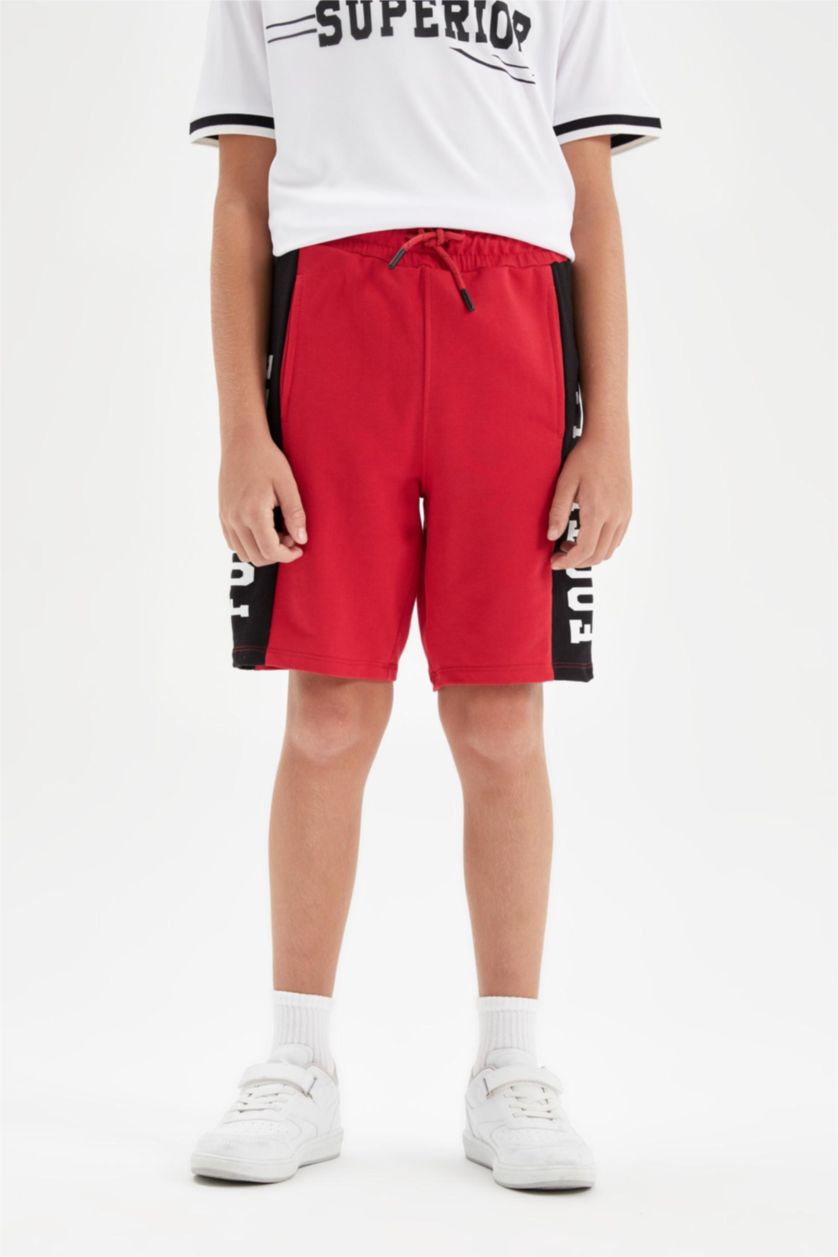 Erkek Çocuk - Genç Erkek Kırmızı Baskılı Şort Erkek Çocuk