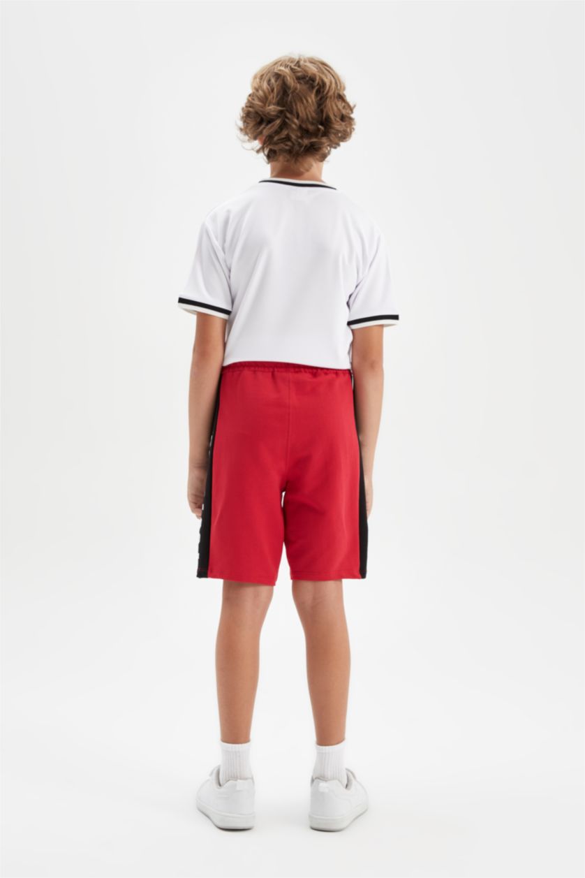 Erkek Çocuk - Genç Erkek Kırmızı Baskılı Şort Erkek Çocuk