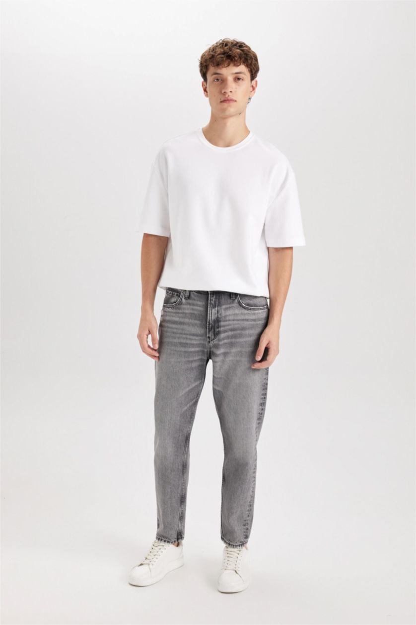 Man Grey 90’S Slim Fit Super Skinny Hem Denim Trousers