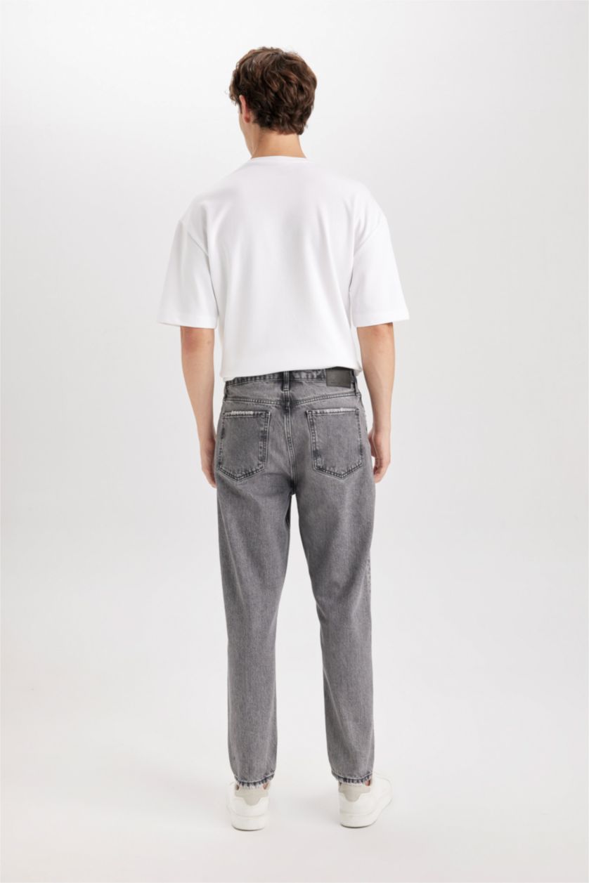 Man Grey 90’S Slim Fit Super Skinny Hem Denim Trousers