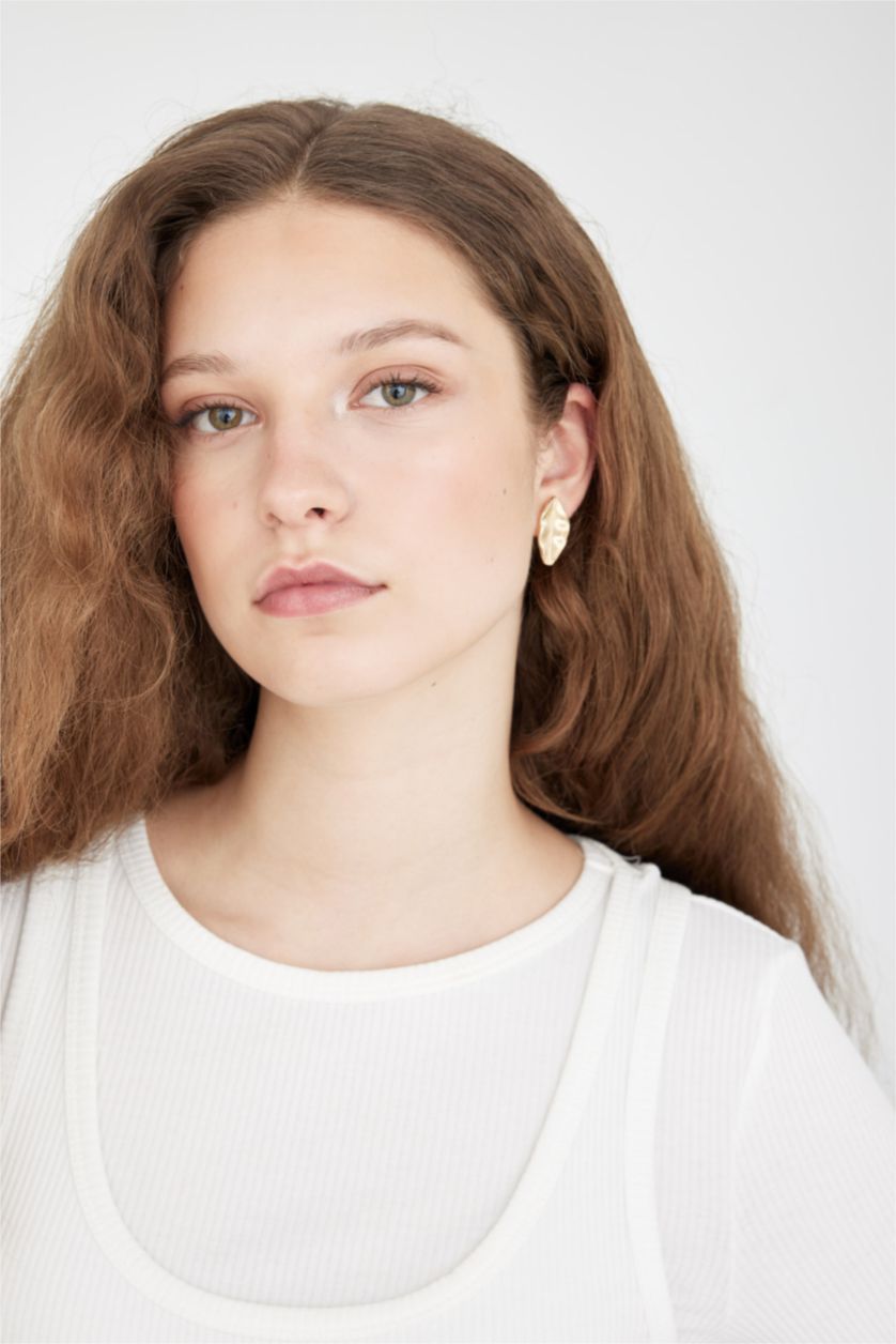 WOMAN GOLD Woman Leaf Detailed Gold Earrings