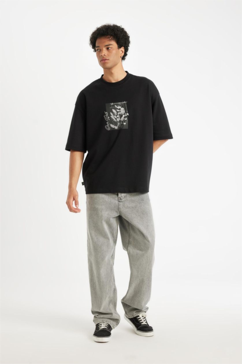 MAN Black Black Loose Fit Crew Neck Floral Printed Heavy Fabric T-Shirt