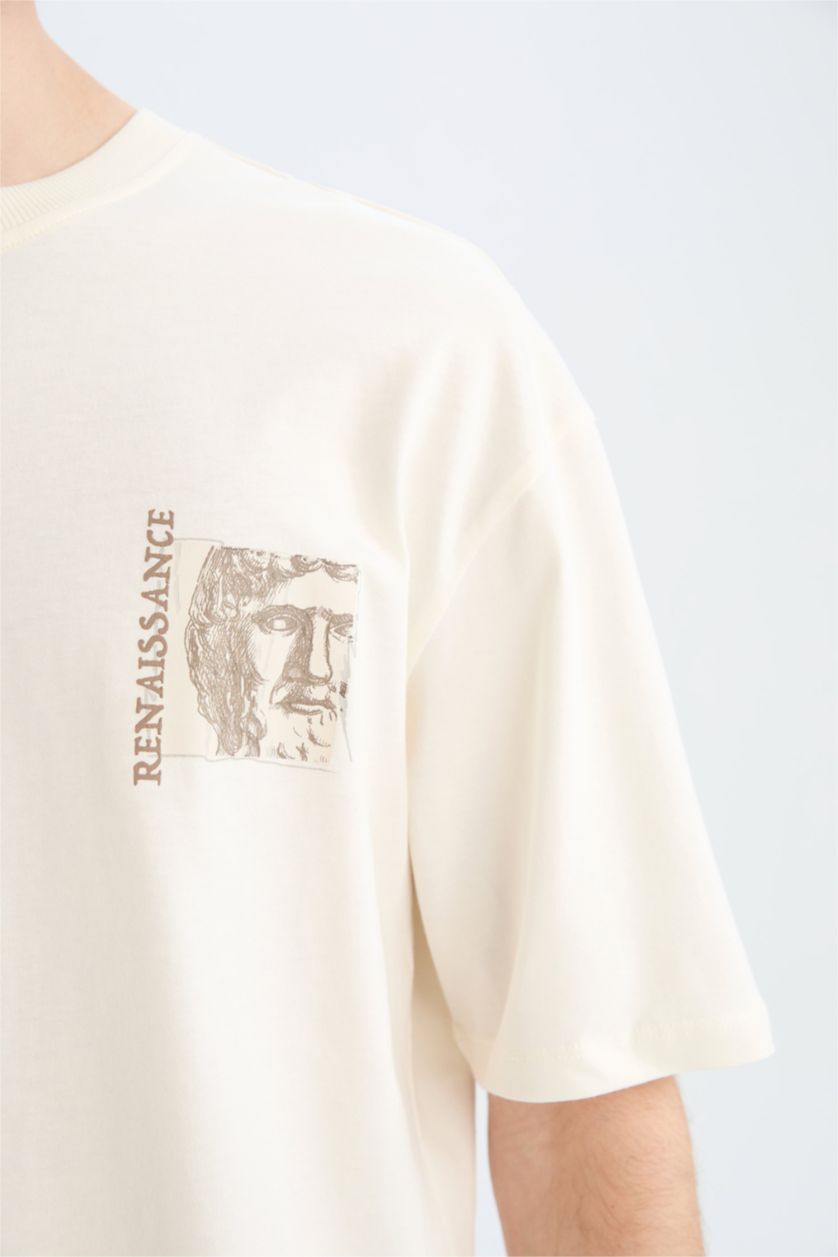Erkek Ekru %100 Pamuk Oversize Geniş Kalıp Bisiklet Yaka Sırt Baskılı Kısa Kollu Tişört