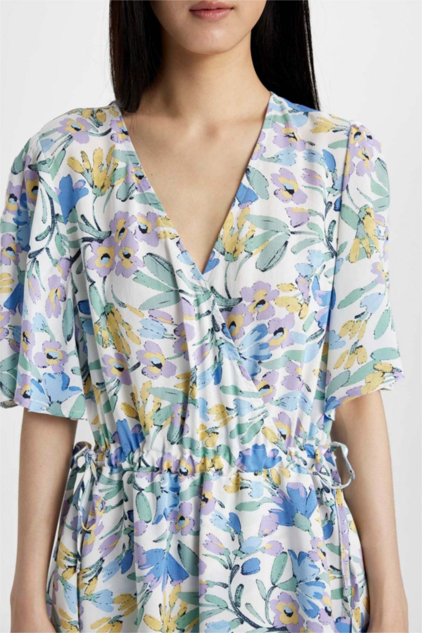 Kadın Açık Lila Wrap Yaka Çiçekli Desenli Maroken Yarım Kollu Mini Elbise
