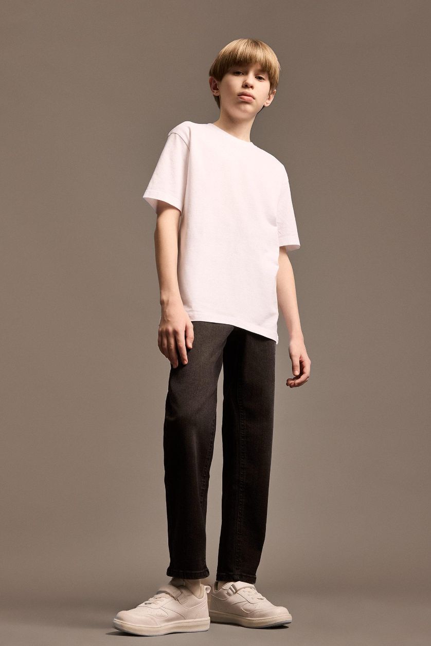 Erkek Çocuk - Genç Erkek Siyah Straight Fit Basic Düz Jean Pantolon Erkek Çocuk