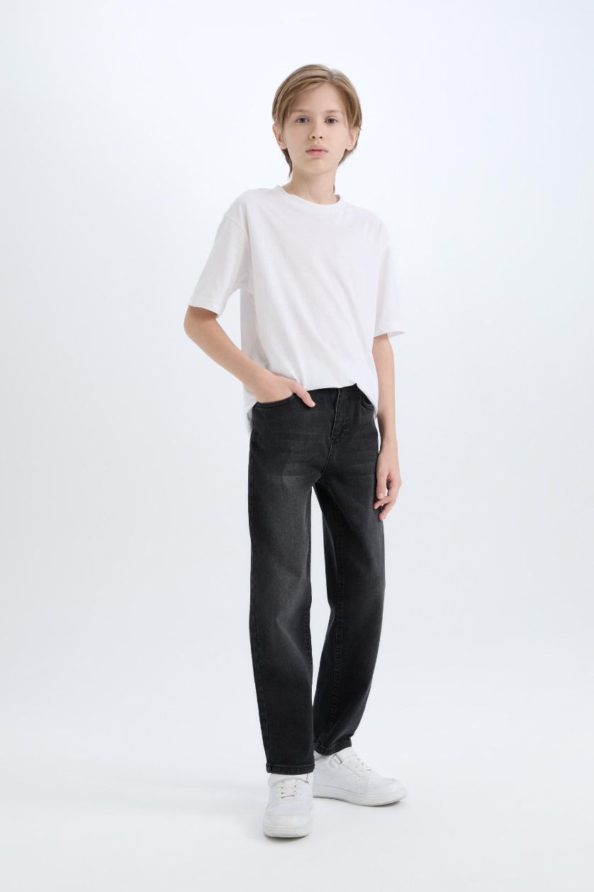 Erkek Çocuk - Genç Erkek Siyah Straight Fit Basic Düz Jean Pantolon Erkek Çocuk