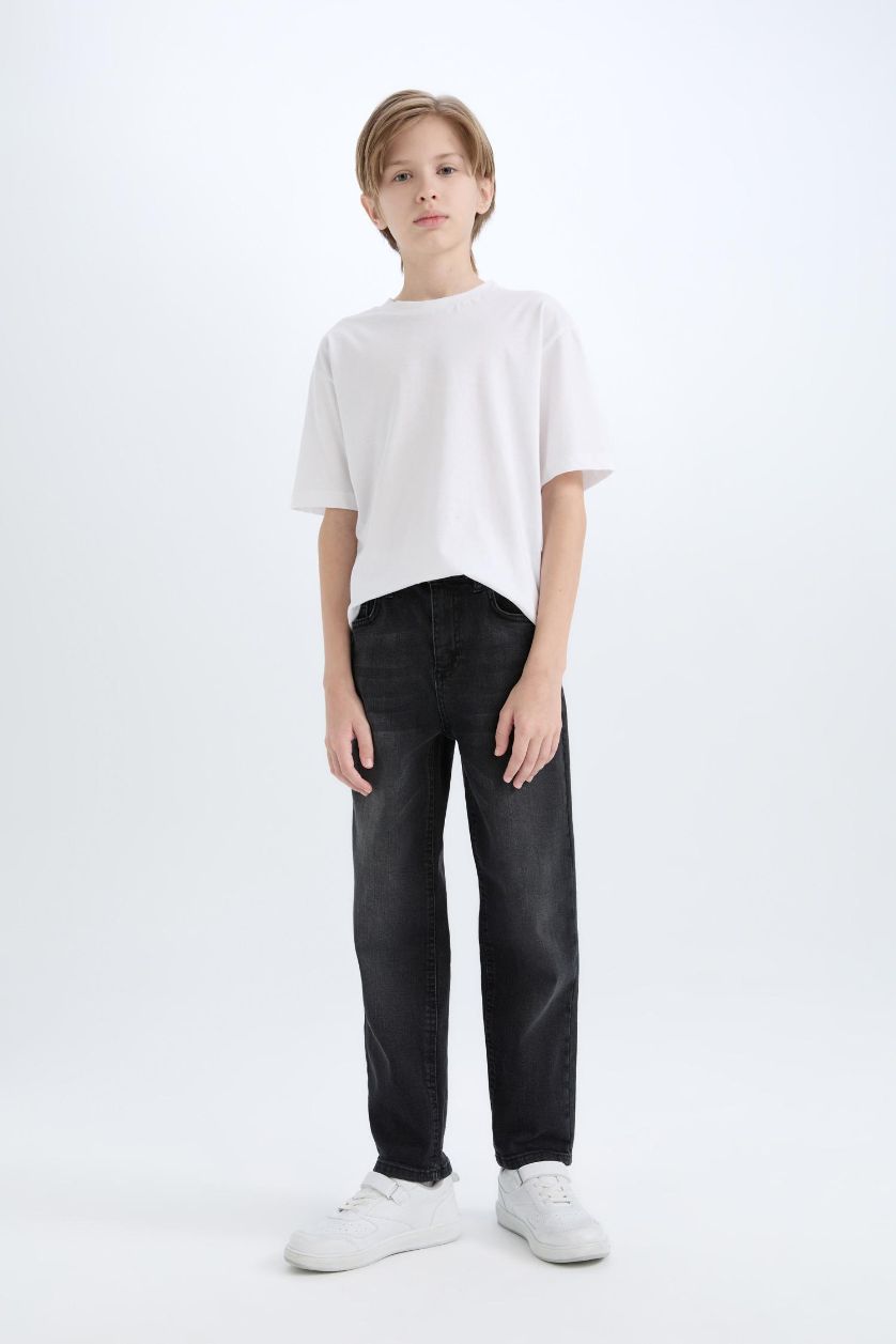 Erkek Çocuk - Genç Erkek Siyah Straight Fit Basic Düz Jean Pantolon Erkek Çocuk