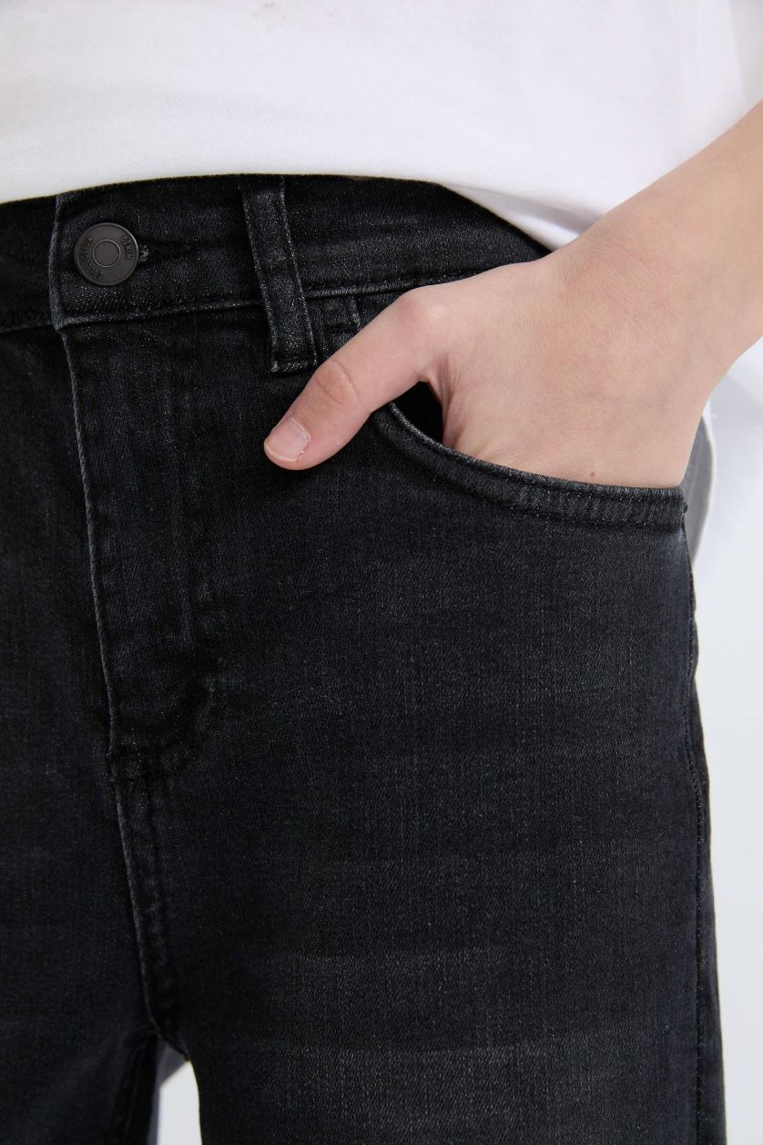 Erkek Çocuk - Genç Erkek Siyah Straight Fit Basic Düz Jean Pantolon Erkek Çocuk