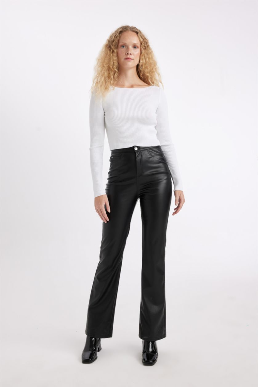 نساء بيج فاتح بلوز صوف سليم فيت بياخة قارب