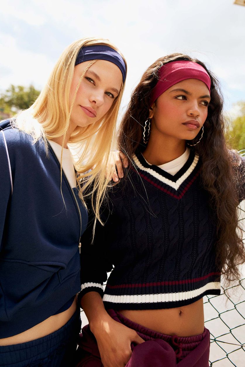 WOMAN NAVY Regular Fit V Neck Knit Pullover