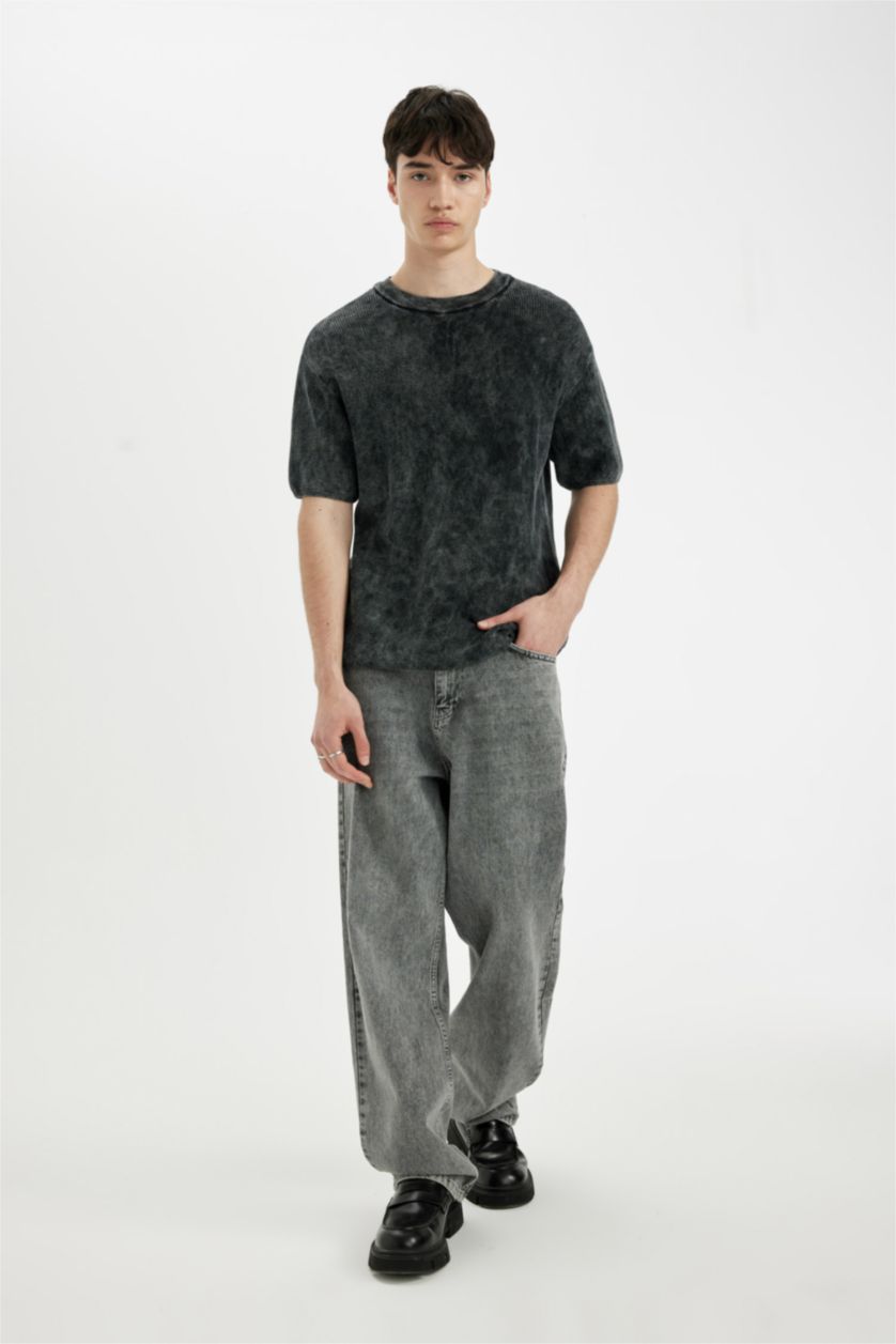 Erkek Antrasit Relax Fit Bisiklet Yaka Selanik Kumaş Kısa Kollu Tişört