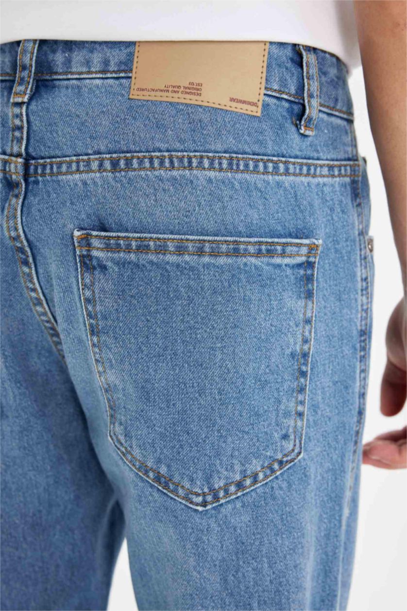 MAN Blue Straight Fit Normal Waist Jeans