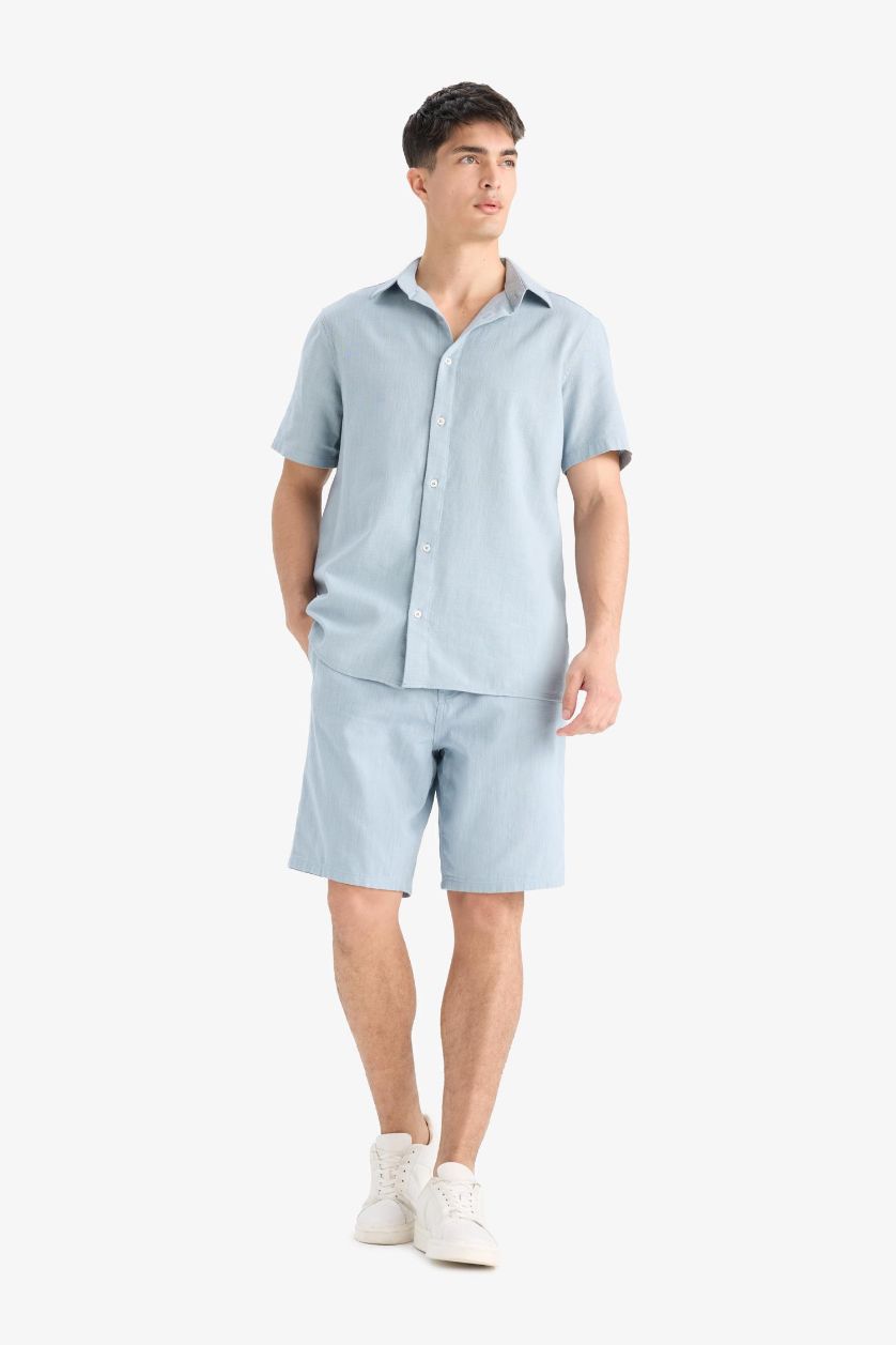 Man Light Blue Cotton Relax Fit Pocketed Linen Look Bermuda Shorts