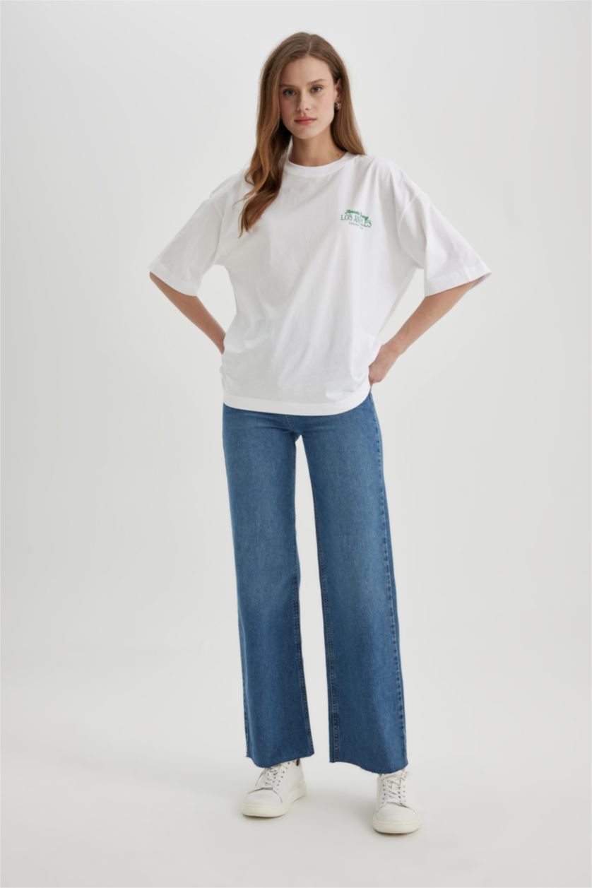 Woman White Oversize Fit Crew Neck Slogan Short Sleeve T-Shirt