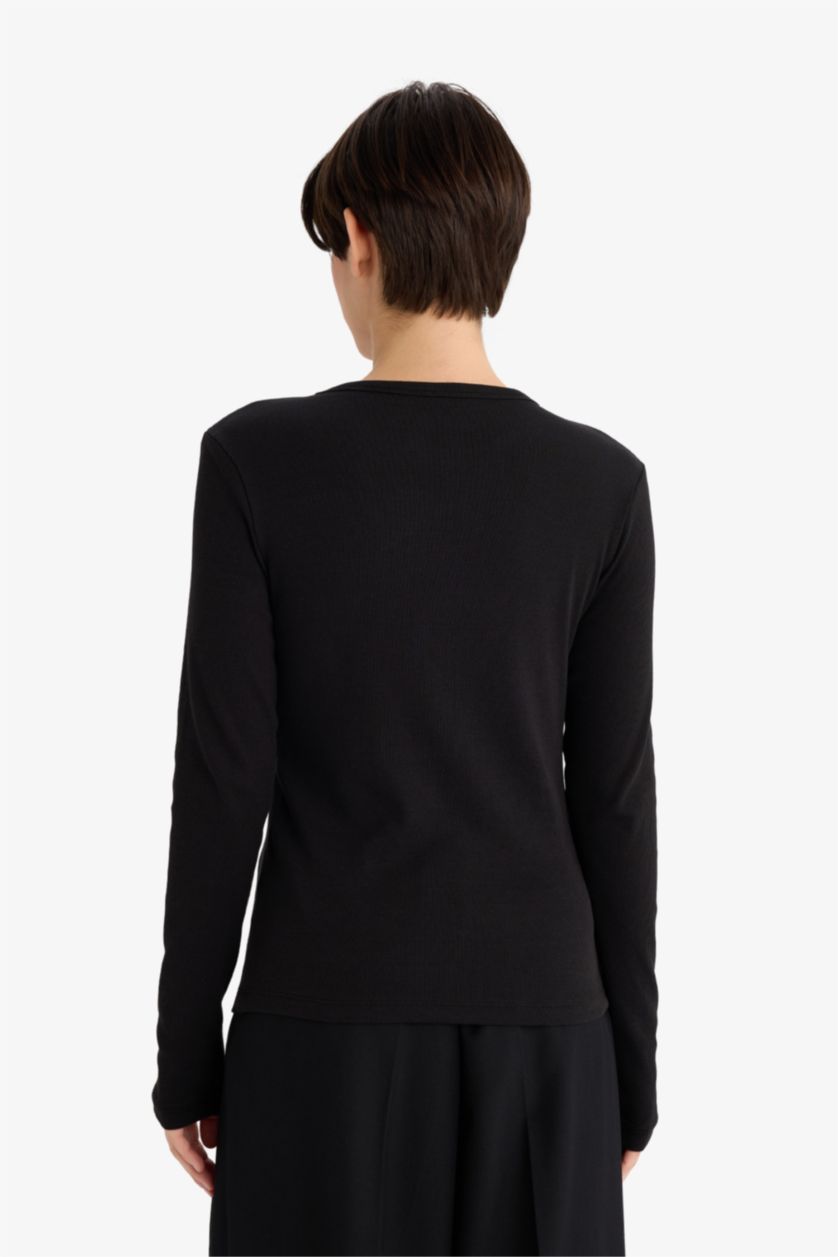 Woman Black تيشيرت سادة ردن طويل سليم فيت وياخة مستديرة