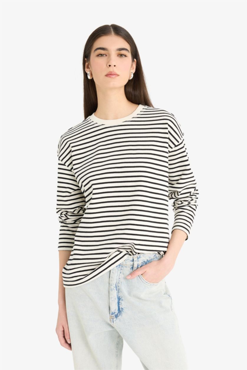 Kadın Siyah Regular Fit Bisiklet Yaka Çizgili Penye Uzun Kollu Tişört