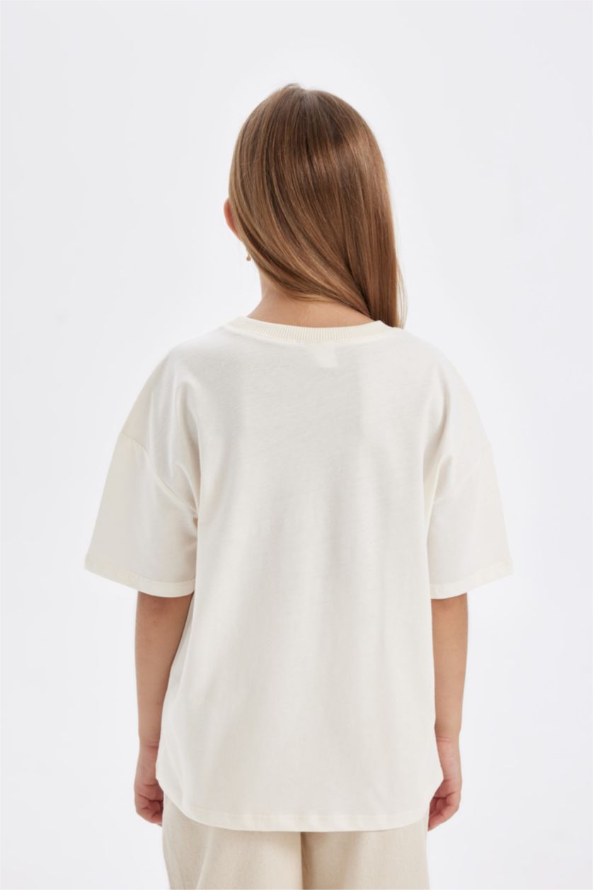 بنات بيج فاتح تيشيرت للمدرسة بناتي نص ردن اوفر سايز برقبة مستديرة