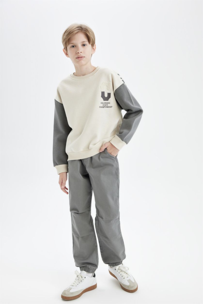 BOYS & TEENS Khaki Boy Elastic Waist and Leg Pocketed Jogger Pants