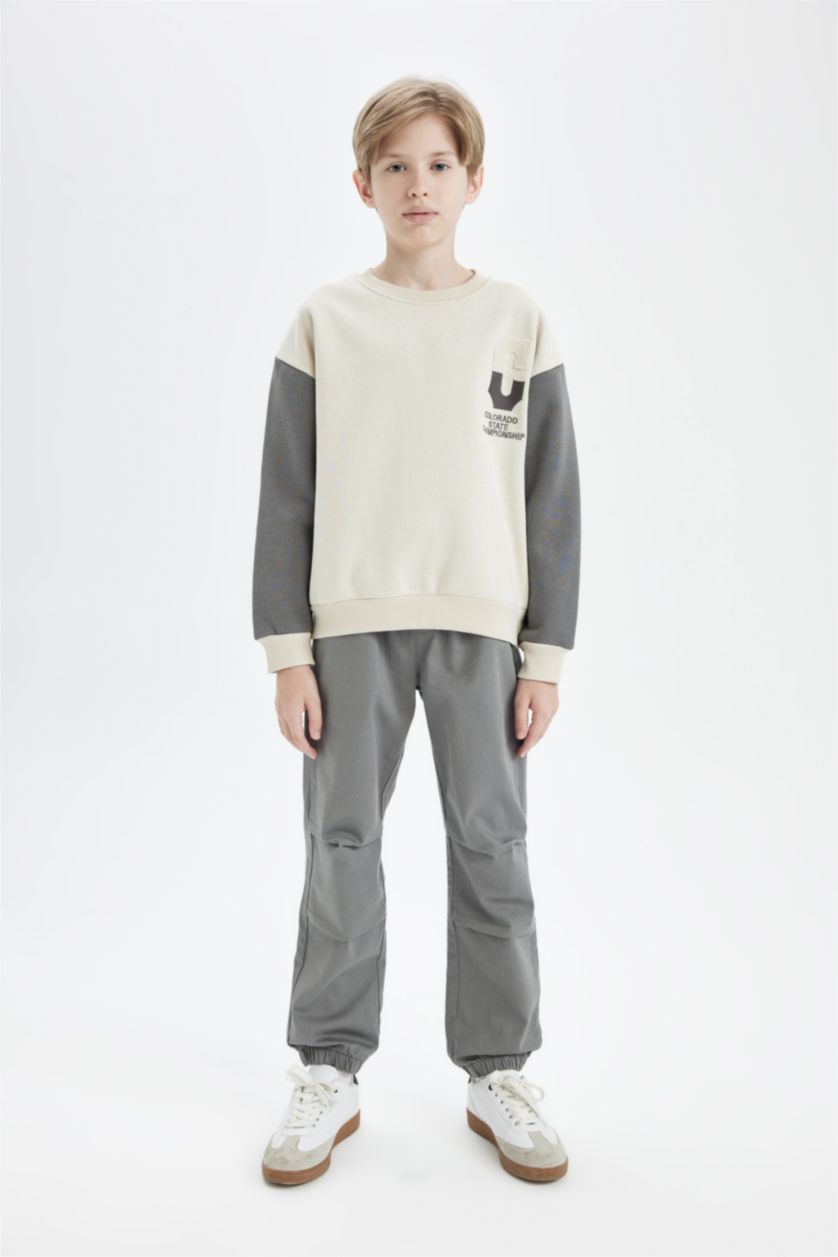 BOYS & TEENS Khaki Boy Elastic Waist and Leg Pocketed Jogger Pants
