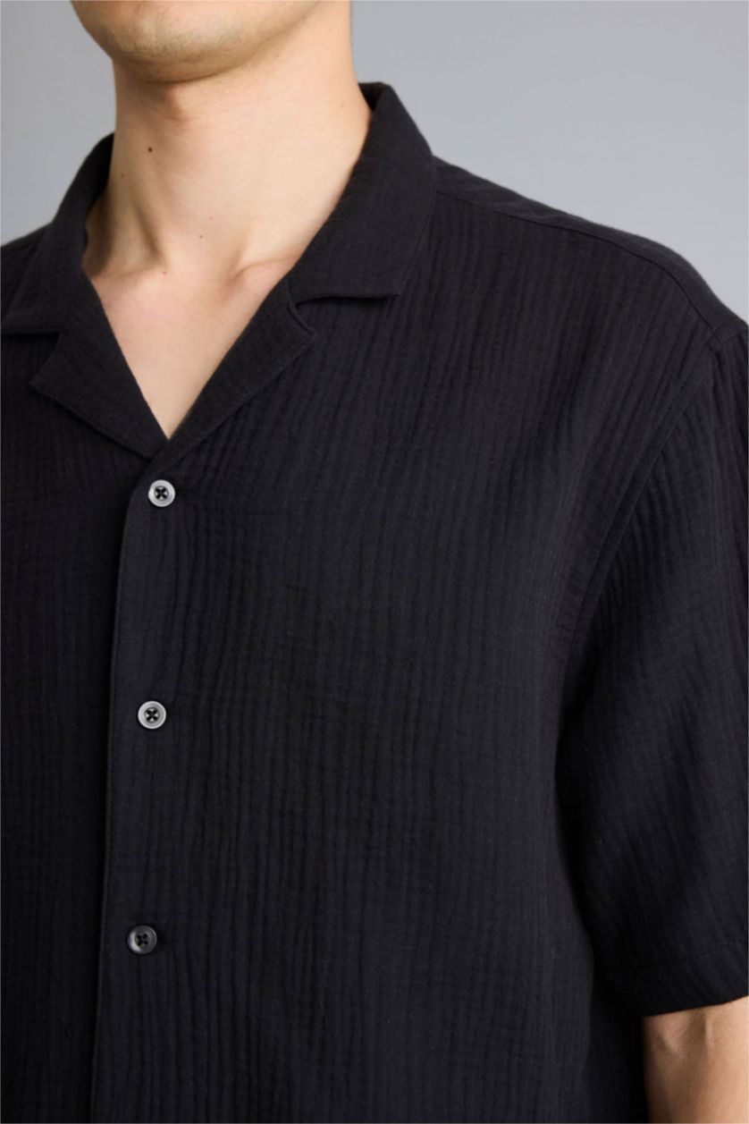 Ерлер қара релакс пішімі Қысқа жеңді жейде