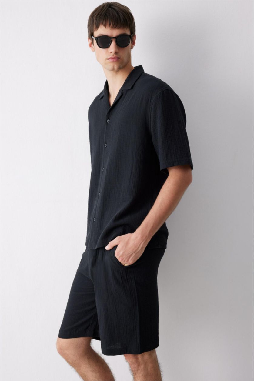 رجال أسود شورت قصة مريحة