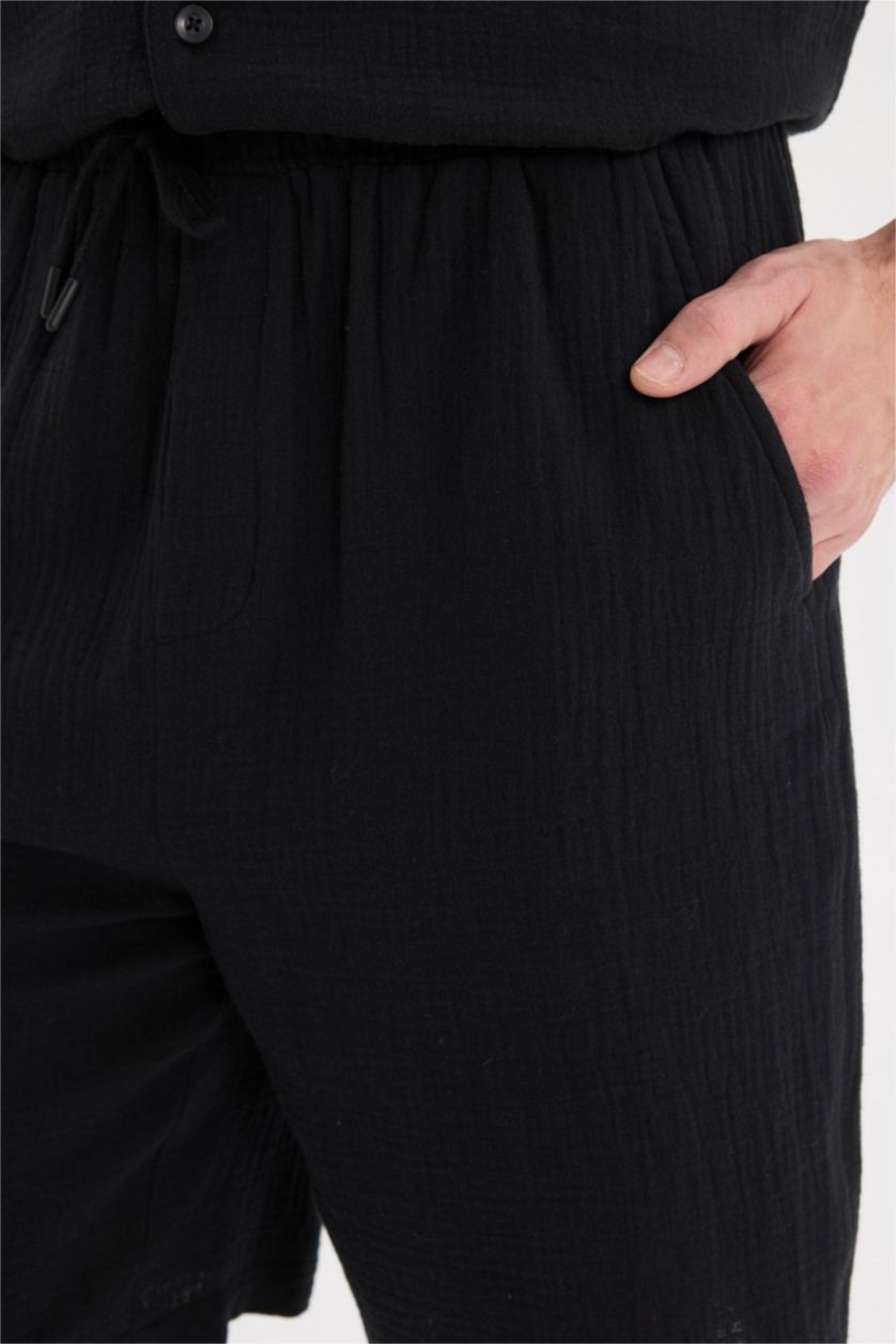 رجال أسود شورت قصة مريحة