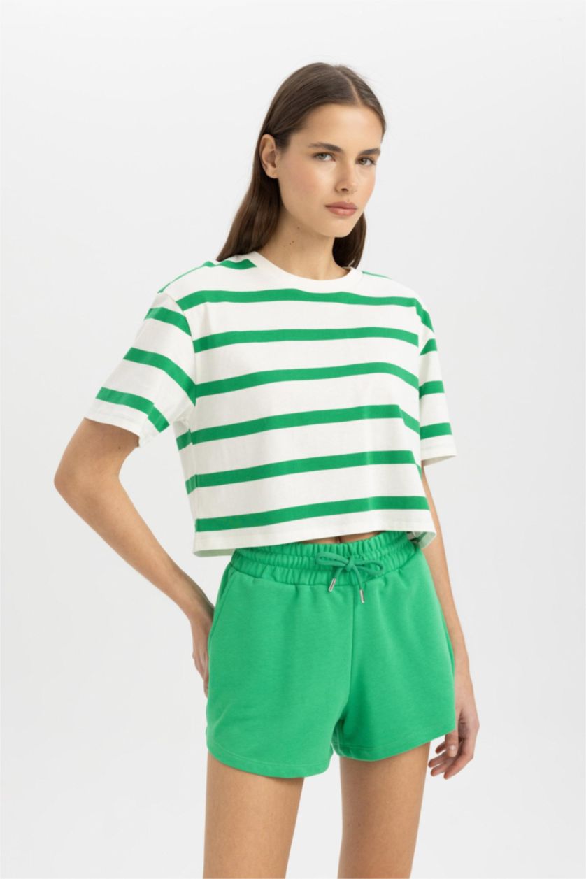 نساء أخضر شورت قصير بخصر عادي قصة عادية