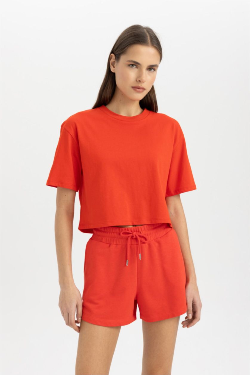 WOMAN Red Regular Fit Normal Waist Regular Hem Bermuda