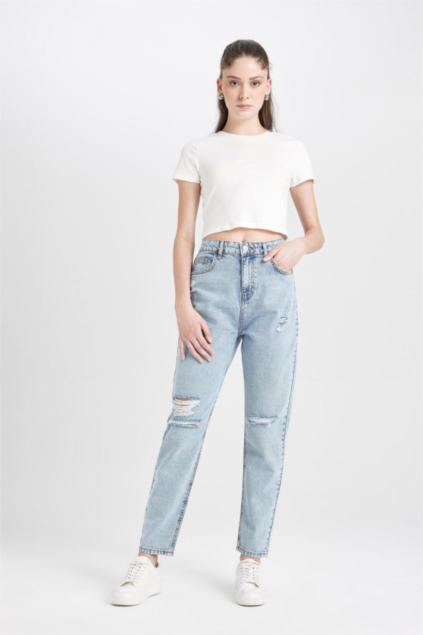 WOMAN Light Blue Lina Mom Fit Ripped Detailed Ankle Length Washed Jeans