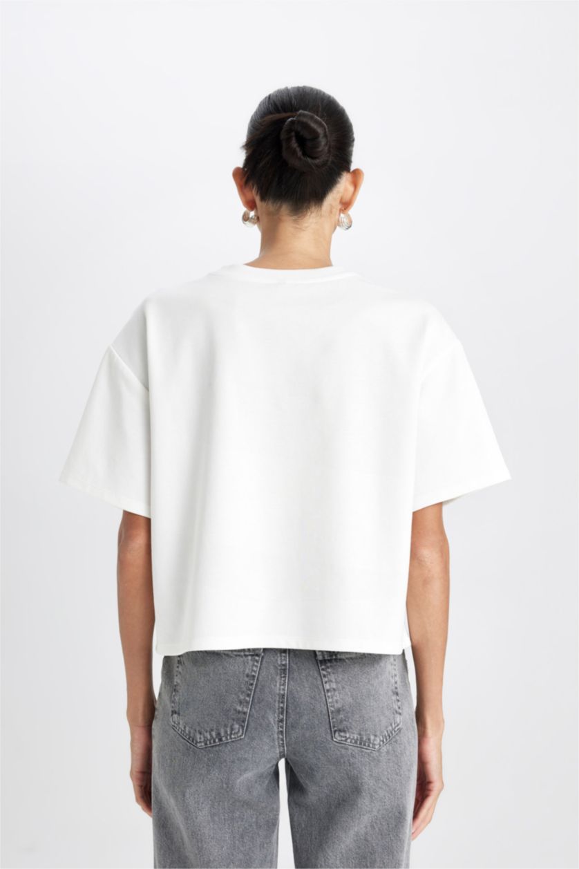 حريمي بيج فاتح Relax Fit Short Sleeve T-Shirt