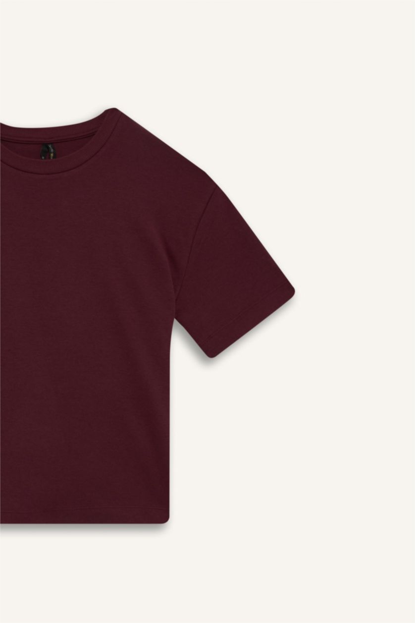 حريمي خمري تيشيرت بيزك اوفر سايز أحمر بوردو نص كم برقبة مستديرة