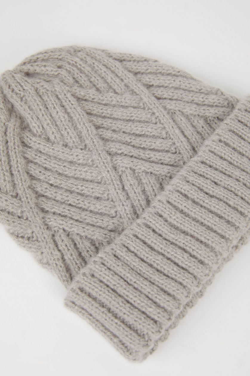 بنات رمادي كلاو صوف سادة بناتي